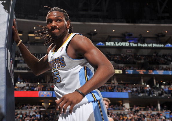 NBA篮网队签约中国篮球运动员曾凡博