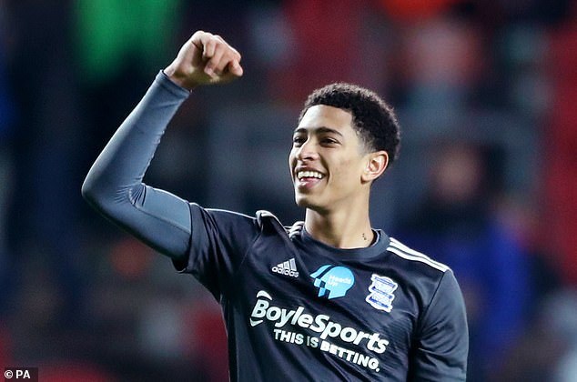 2-2！亚马尔再造神迹，巴萨战平亚特兰大，无缘反超利物浦！