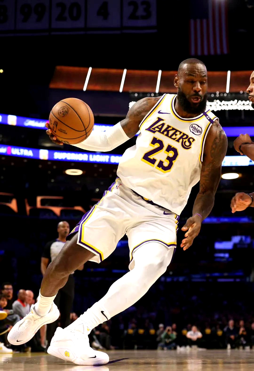 总结：2025 年是棒球重新定义全球影响力的元年，技术、荣耀与传奇在此交织。