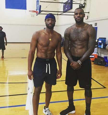 考虑下场欧冠关闭南看台，德雷森：放烟火的球迷